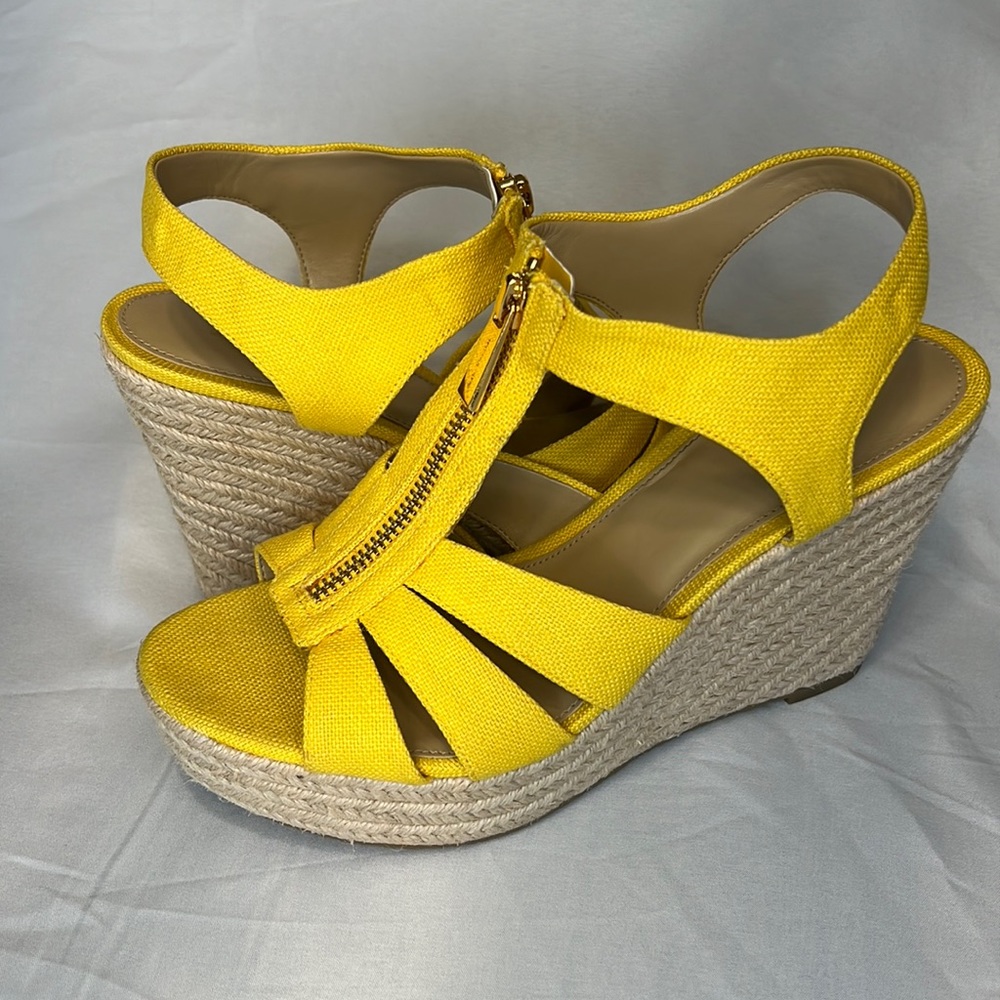 Michael Kors wedge shoe in yellow. Size 7.5 Womens